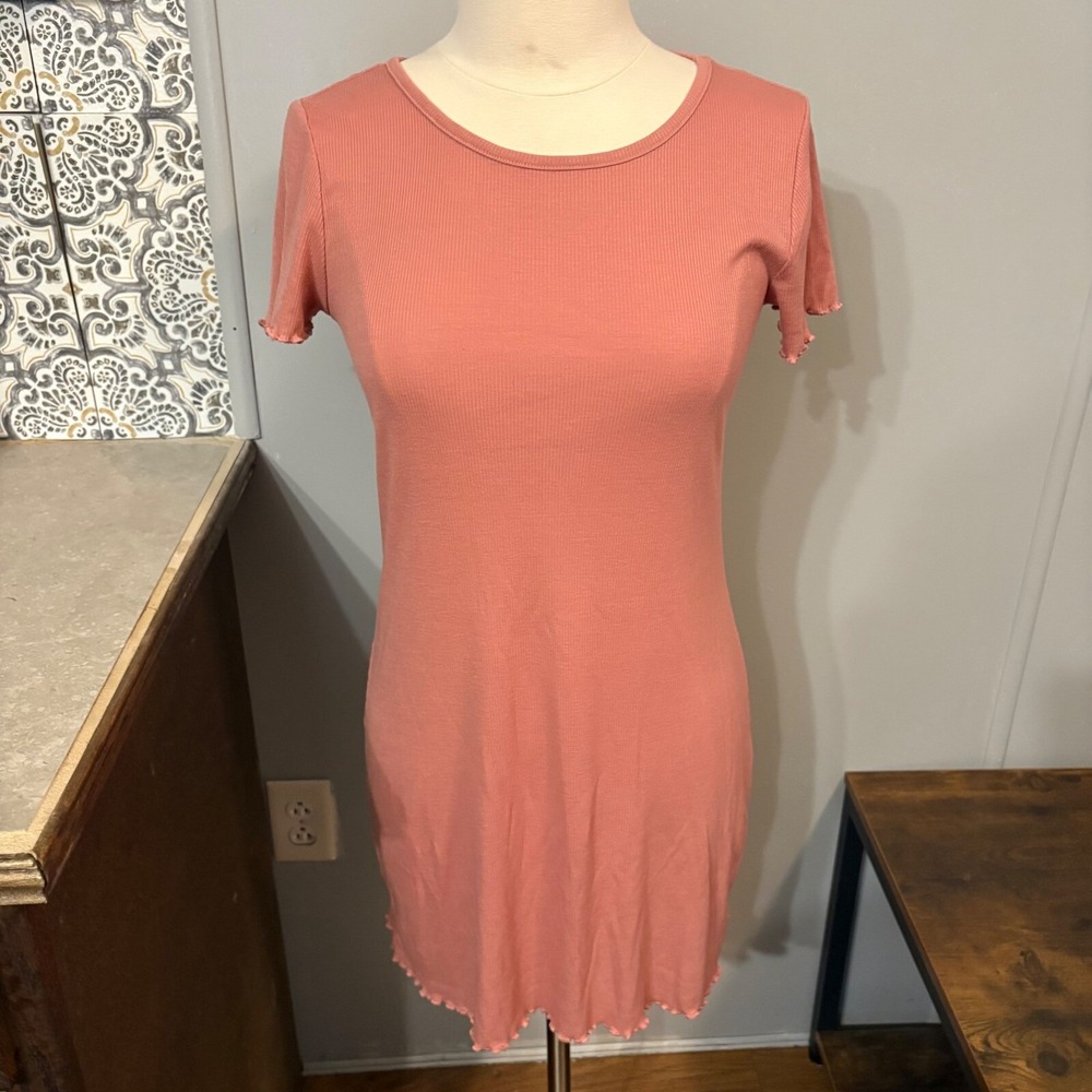Pink Short Sleeve Scoop Neck Bodycon Stretch Dress Ruffled Hem (Women Large)